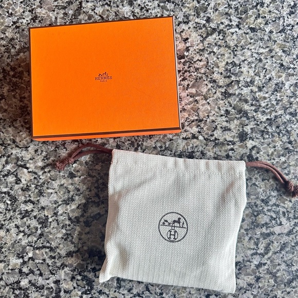 NEW RARE 100% authentic HERMES Chevre Mysore Roulis Slim Wallet, gold hardware - Picture 5 of 9